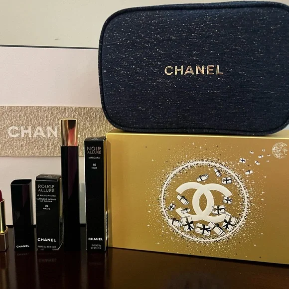 Chanel Absolute Allure makeup set in original box w/Chanel gift box & packaging - Picture 2 of 6
